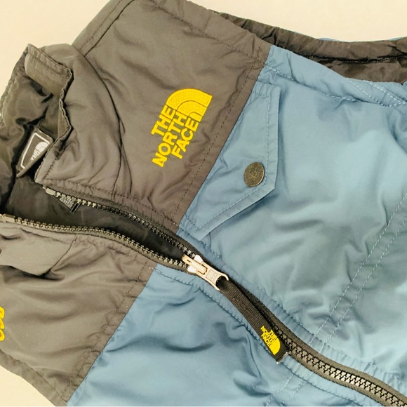 north Face kid’s vest - Picture 2 of 8